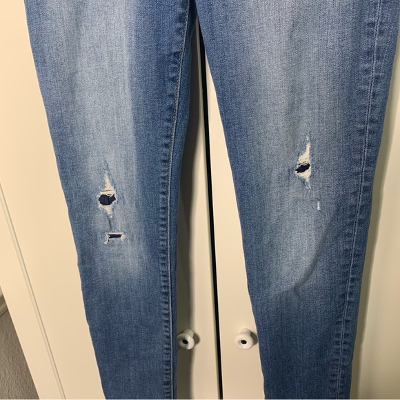 Girl’s Stretch Super Skinny Distressed Jeans - Picture 5 of 12